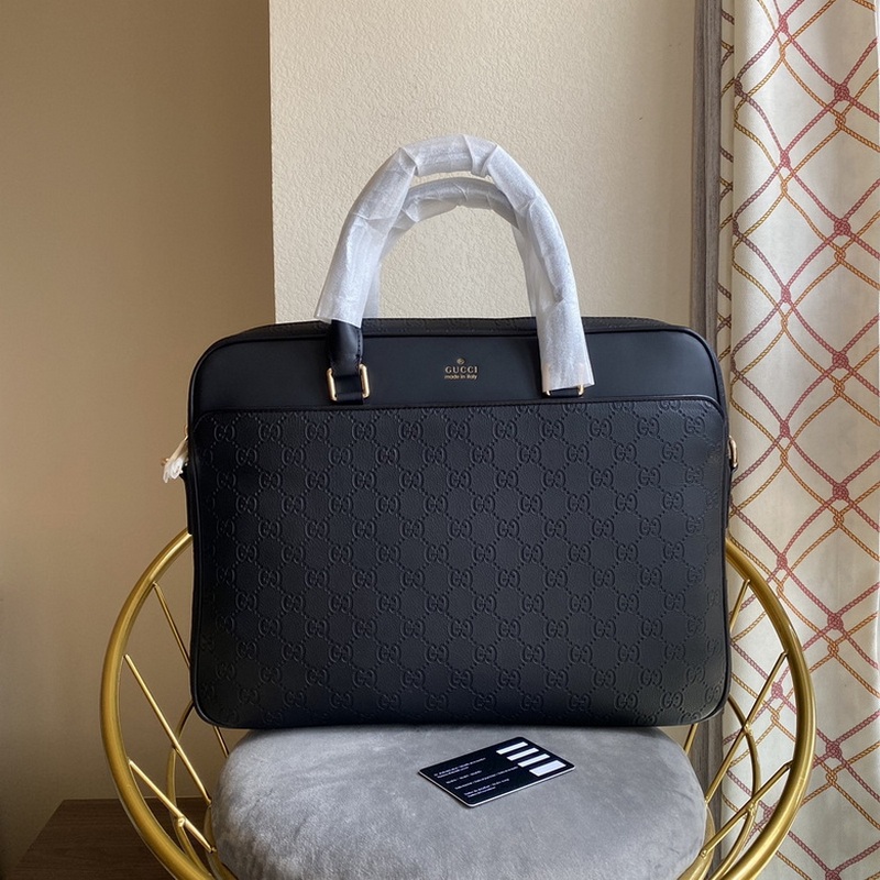 Gucci Handbags 836